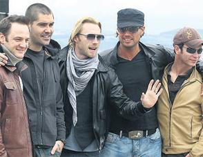 0207_boyzone_h_189195t.jpg