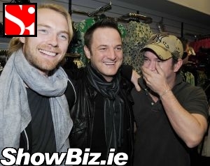 2008-05-ronan-keating--mikey-graham--stephen-gately.jpg