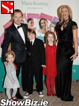 2008-11-ali-keating--ronan-keating--jack-keating--marie-keating--yvonne-keating.jpg